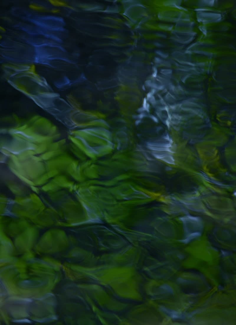 GLIMMA use water based latex inks or UV-based inks in all printing